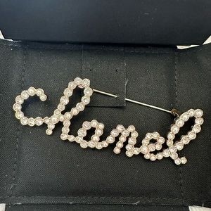 Authentic Chanel brooch. Comes with box, dust bag and booklet only.